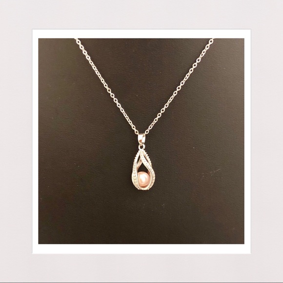 Genuine Freahwater Pearl in Caged Pendant - Picture 3 of 3